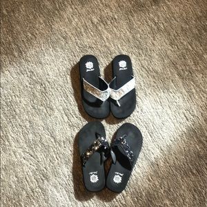 Yellow box flip flops size 7